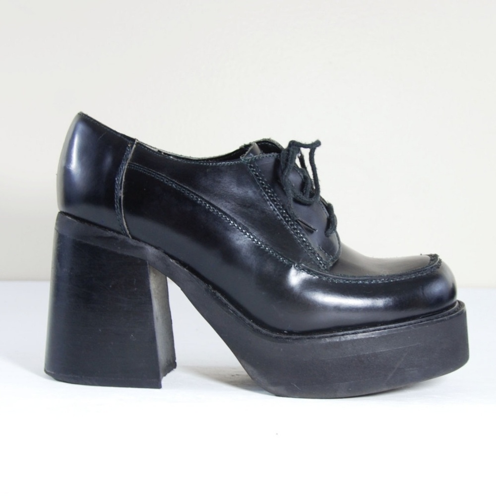 In Search of Steve Madden Chunky Lace up Platforms